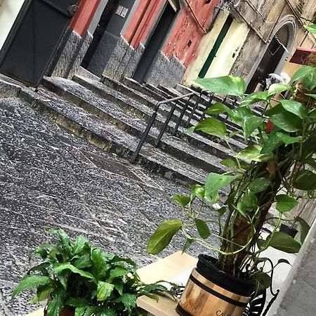 Casa Mari' Centro Storico Vicino Hotel Caracciolo Napoli Exterior foto